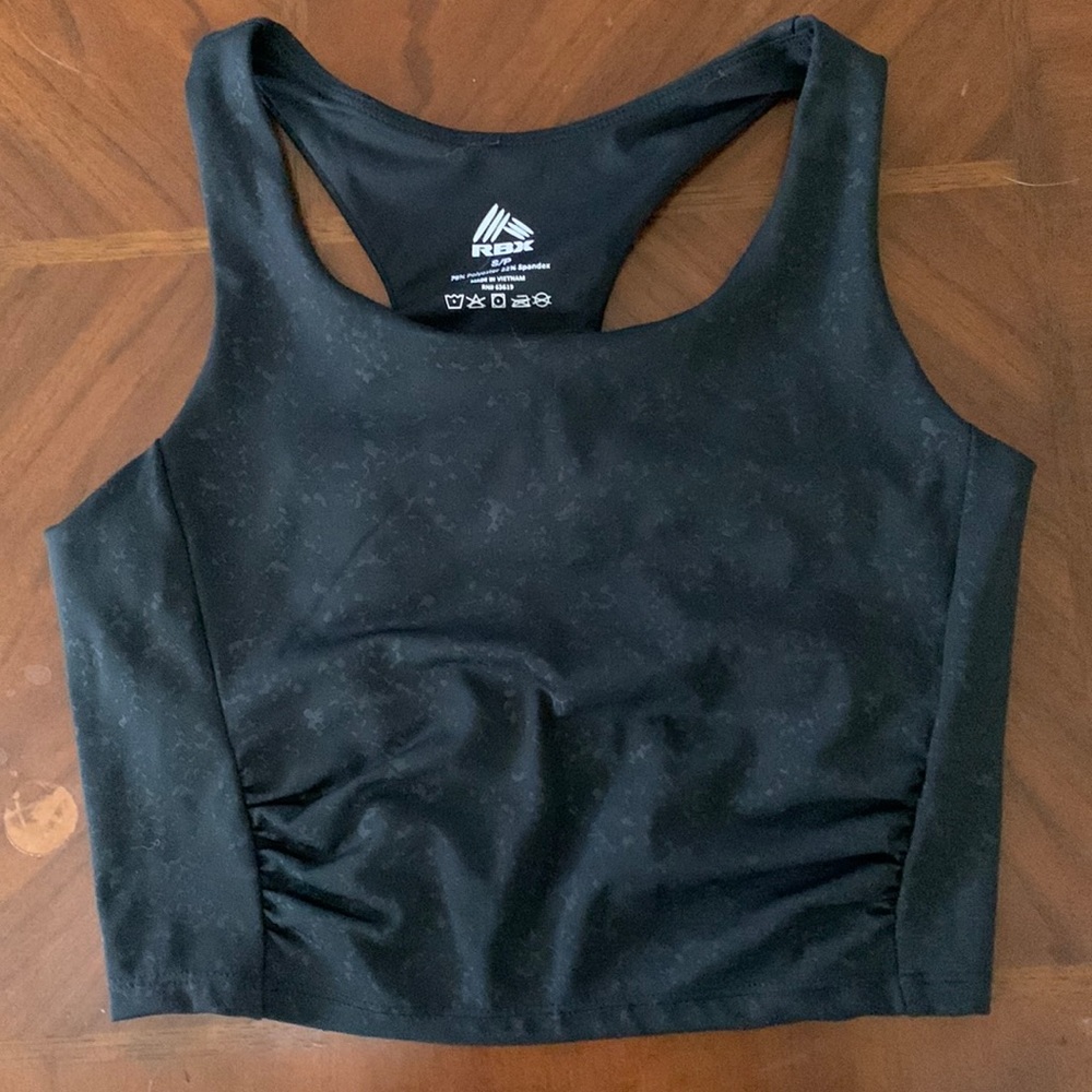 Black speckled athletic crop top